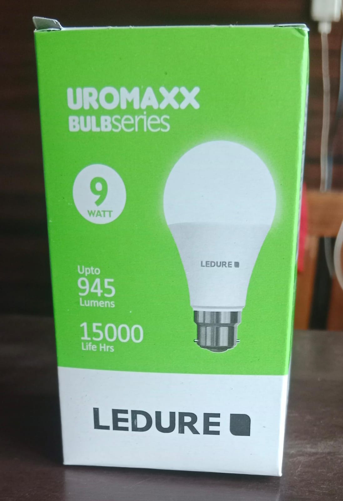 9 WATT UROMAXX BULB 1 STAR (C.W.)