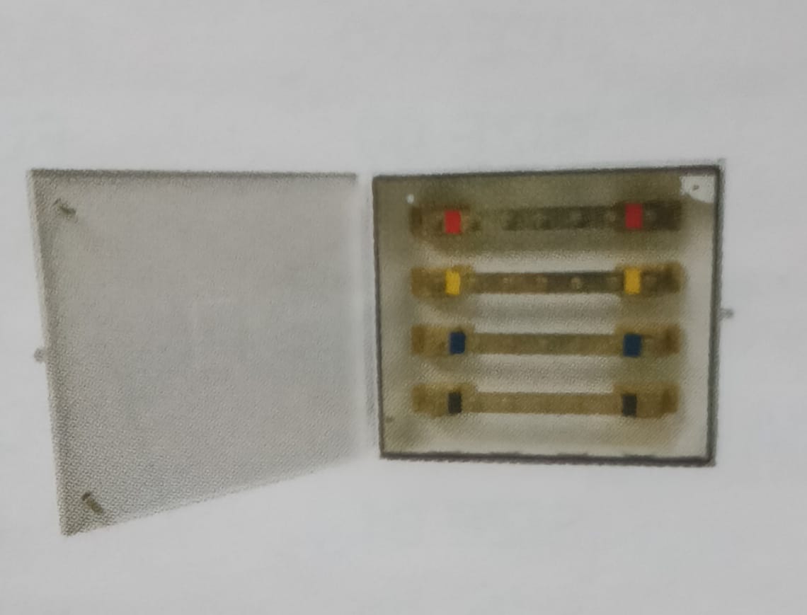 32A/4 15V BUS BAR CHAMBER