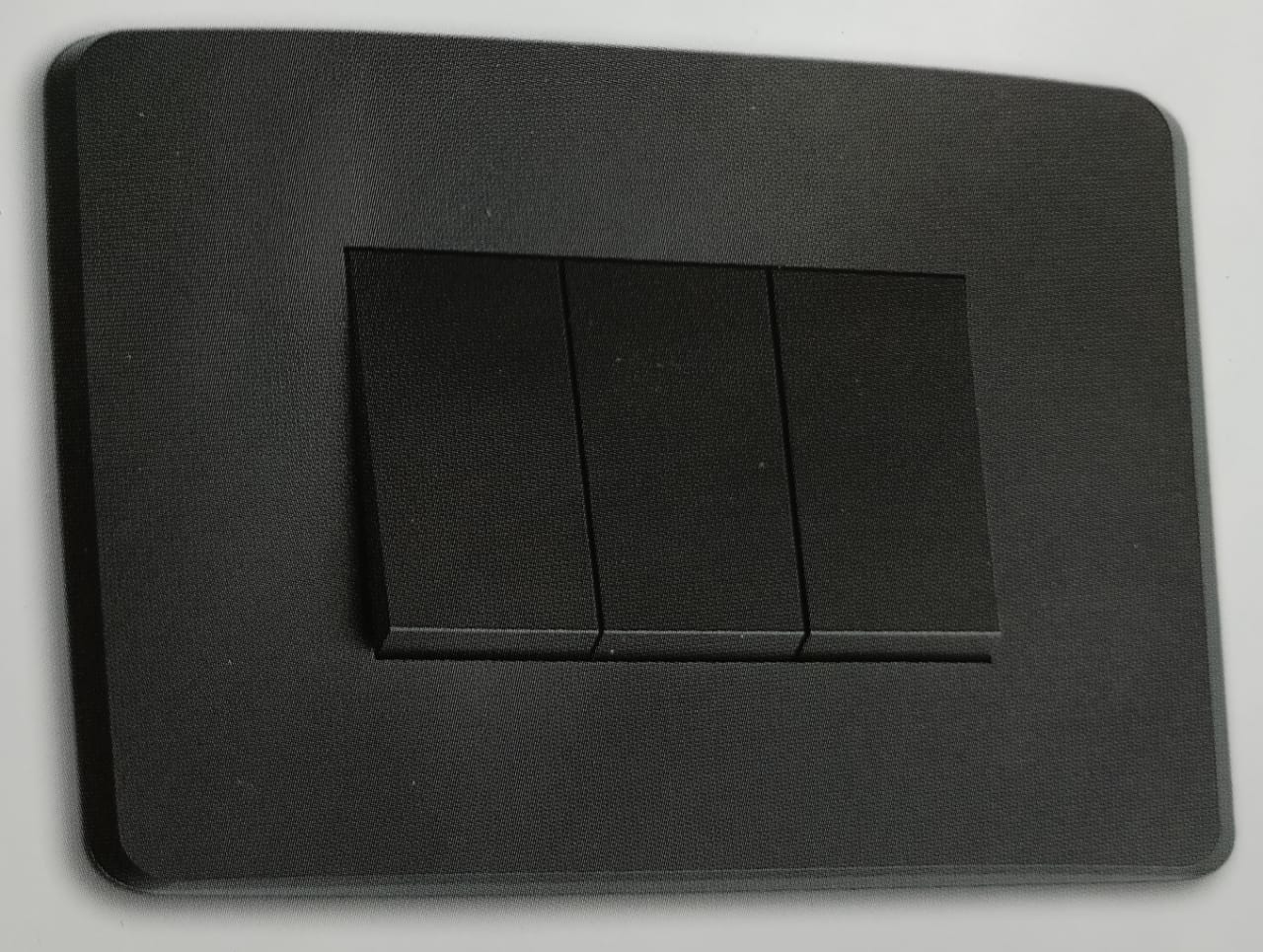 LEO L2 1M Jet Black Plate