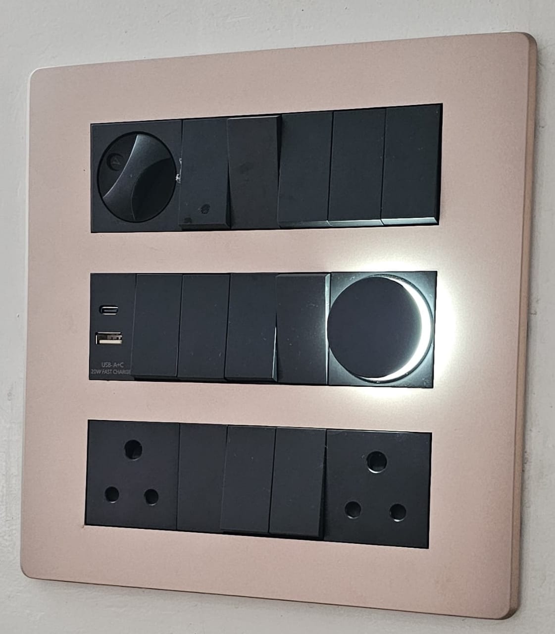 LEO L2 21M Cartier Gold Plate